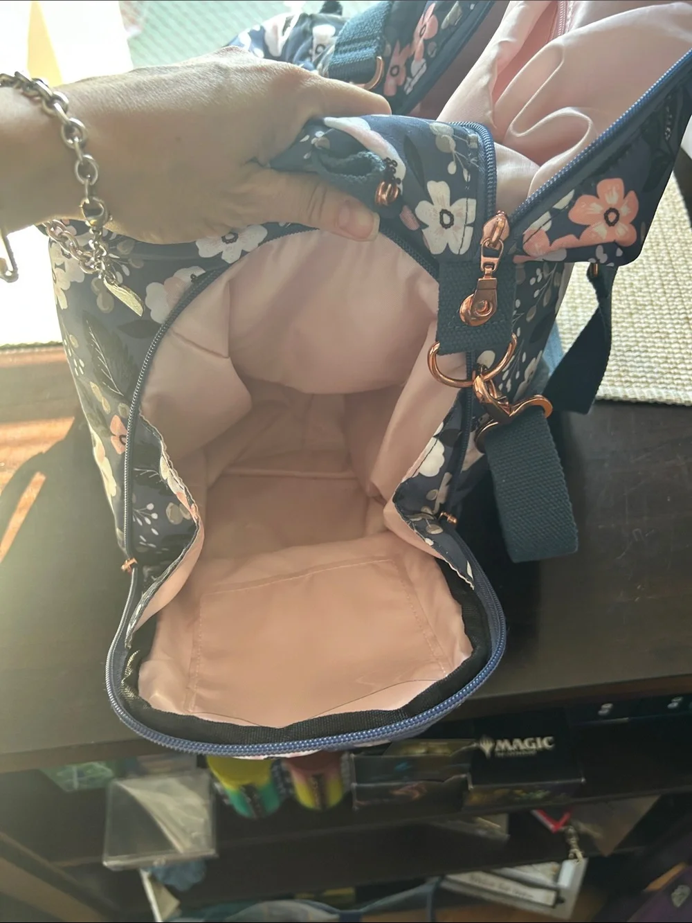 Sarah Wells Lizzy Pump Bag 🍼
